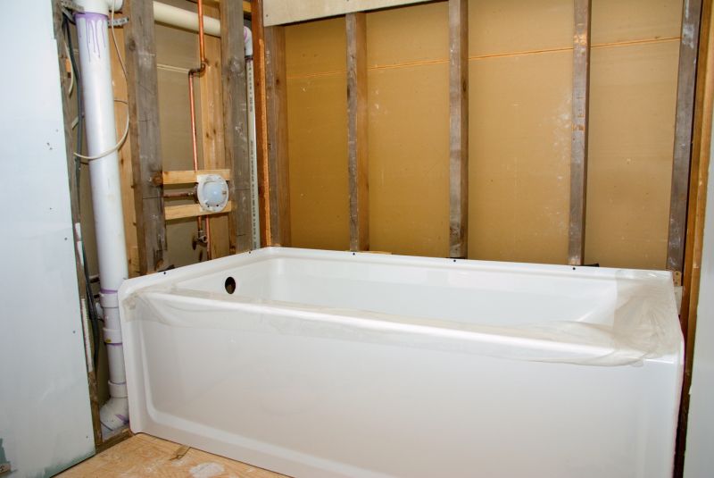 Top Bathtub Installation Companies in Louisville, OH